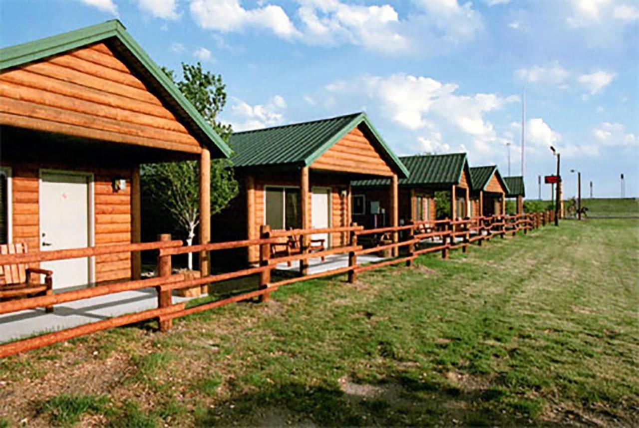 Badlands Frontier Cabins Wall Exterior foto